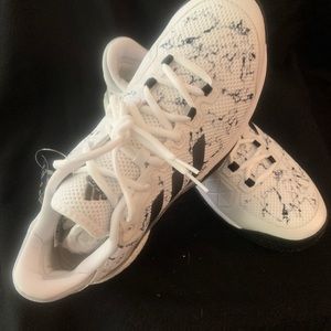 Adidas boost barricade 2017 size 11